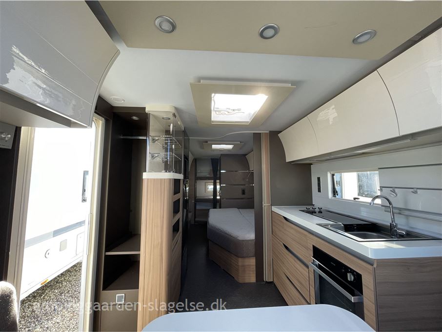 Adria Alpina 663 UK