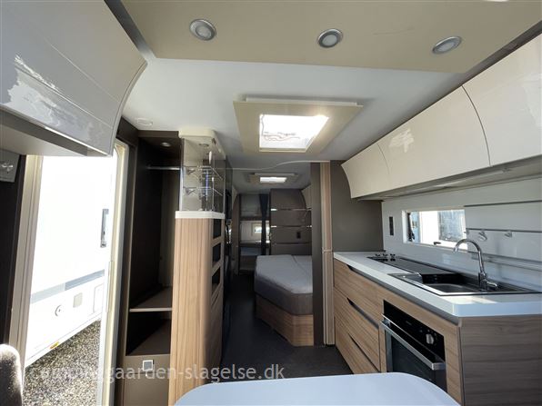 Adria Alpina 663 UK