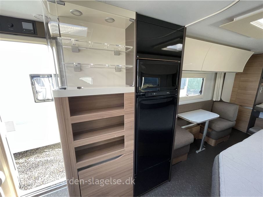 Adria Alpina 663 UK