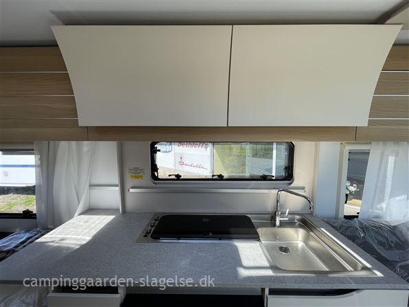 Adria Adora 472 UP
