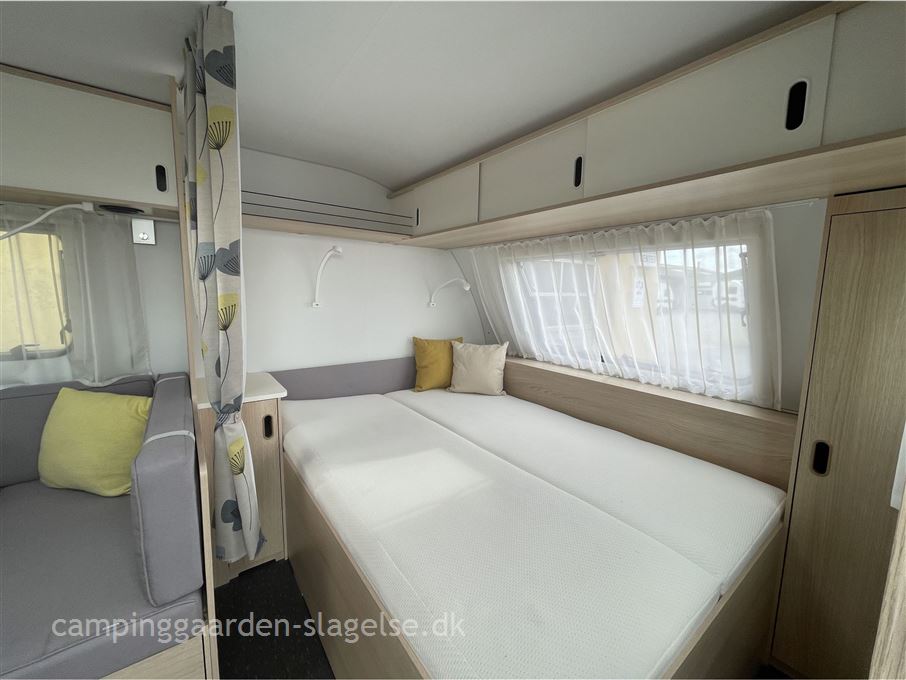 Adria Aviva 563 PT 3 køjer