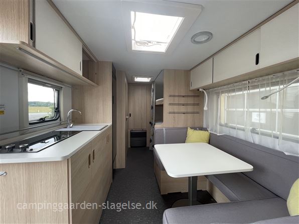 Adria Aviva 563 PT 3 køjer