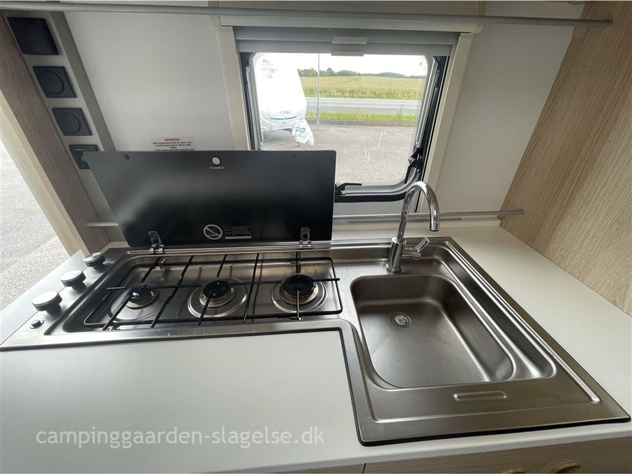Adria Aviva 563 PT 3 køjer