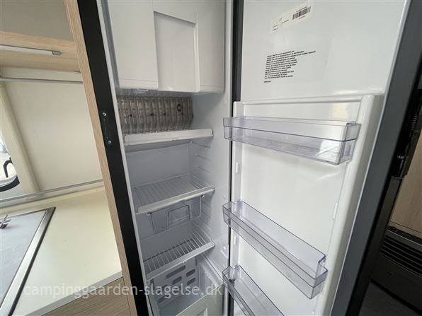 Adria Aviva 563 PT 3 køjer