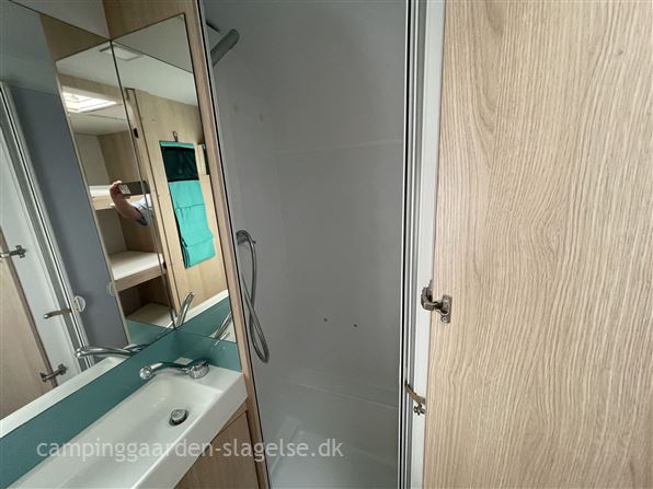 Adria Aviva 563 PT 3 køjer