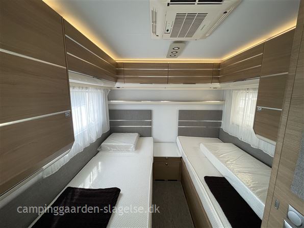 Adria Adora Supreme 502 UL