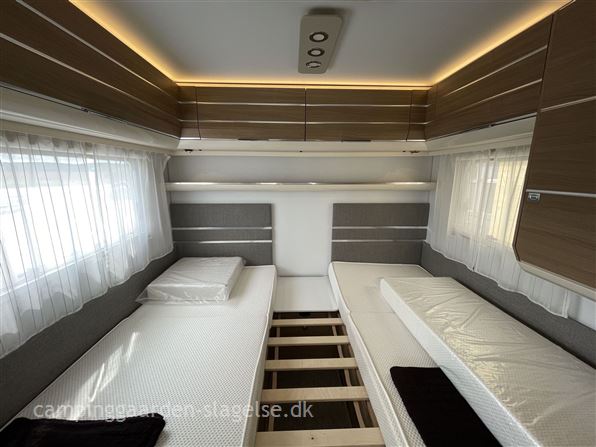 Adria Adora Supreme 502 UL