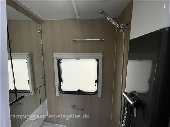 Adria Adora Supreme 502 UL