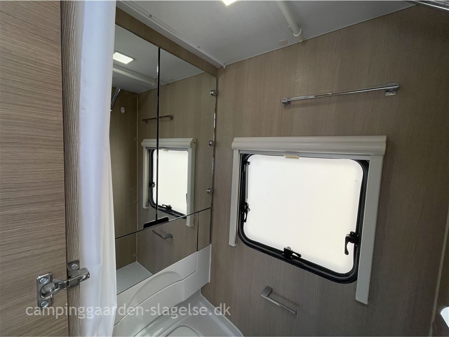 Adria Adora Supreme 502 UL