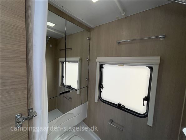 Adria Adora Supreme 502 UL