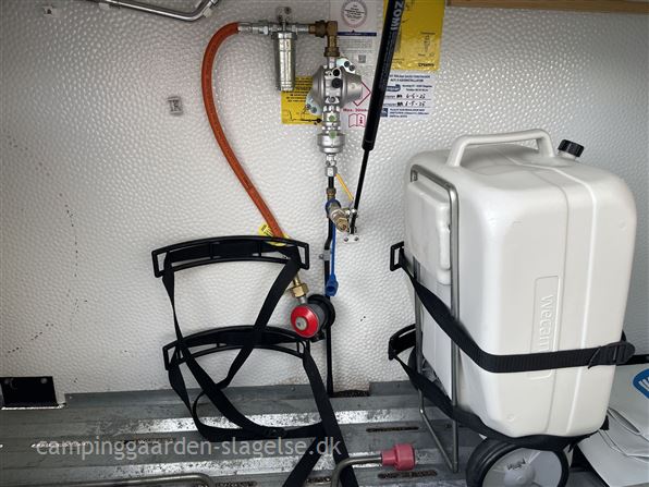 Adria Adora Supreme 502 UL