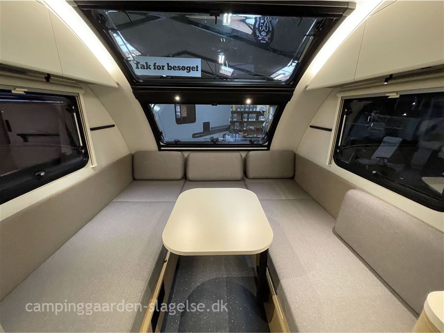 Adria Action 391 LH Classic NY MODEL