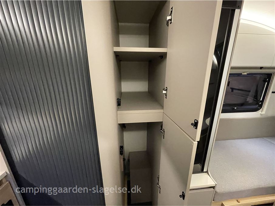 Adria Action 391 LH Classic NY MODEL