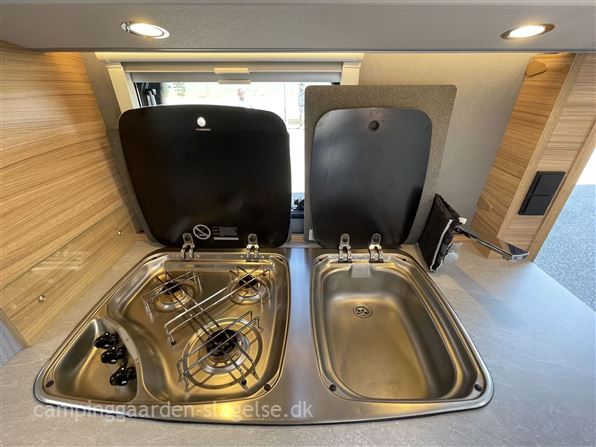 Dethleffs Camper 460 EL