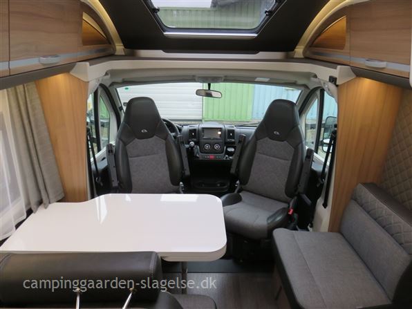 Adria Coral AXESS S 670 SL