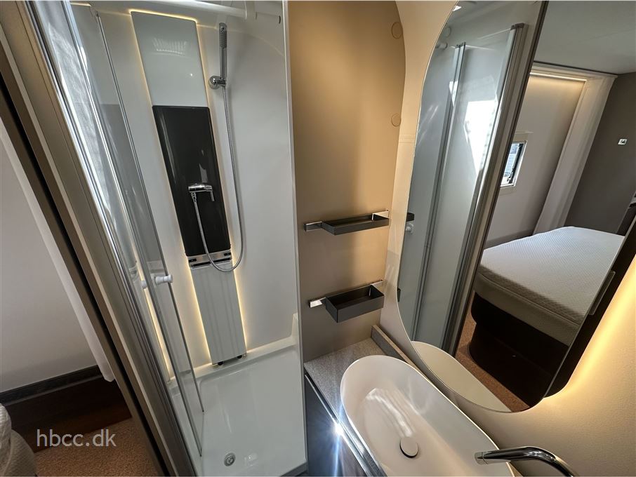 Adria Alpina 663 HT