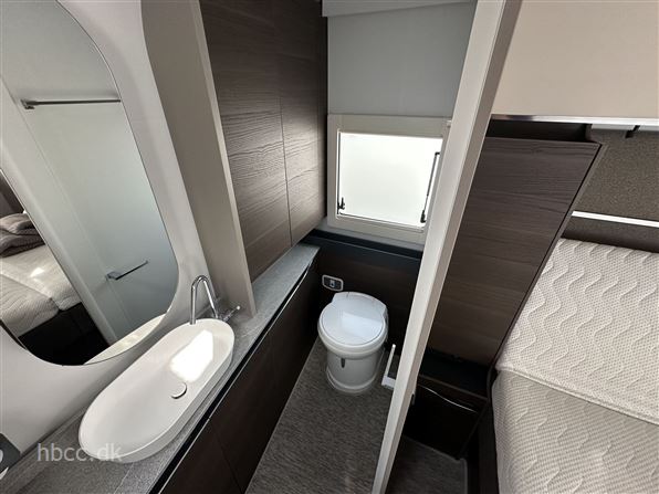 Adria Alpina 663 HT Twin