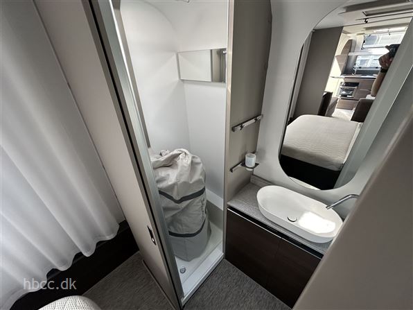 Adria Alpina 663 HT Twin