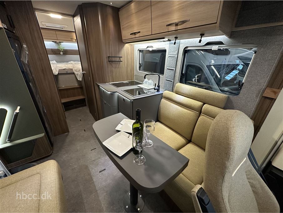 Euramobil Integra Line GT 726 EF