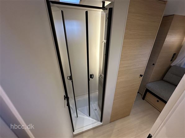 Adria Adora 673 PK Twin