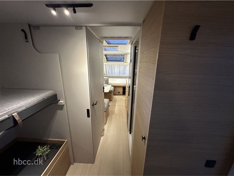 Adria Adora 673 PK Twin