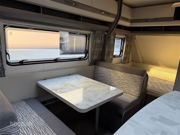 Hobby On Tour 470 KMF