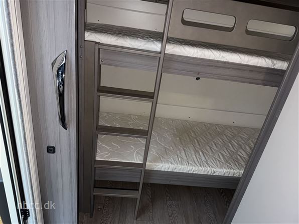 Hobby On Tour 470 KMF