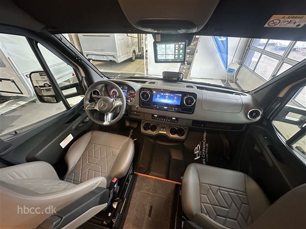 Euramobil Xtura 686 EF