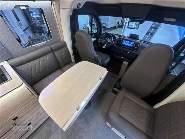 Euramobil Xtura 686 EF