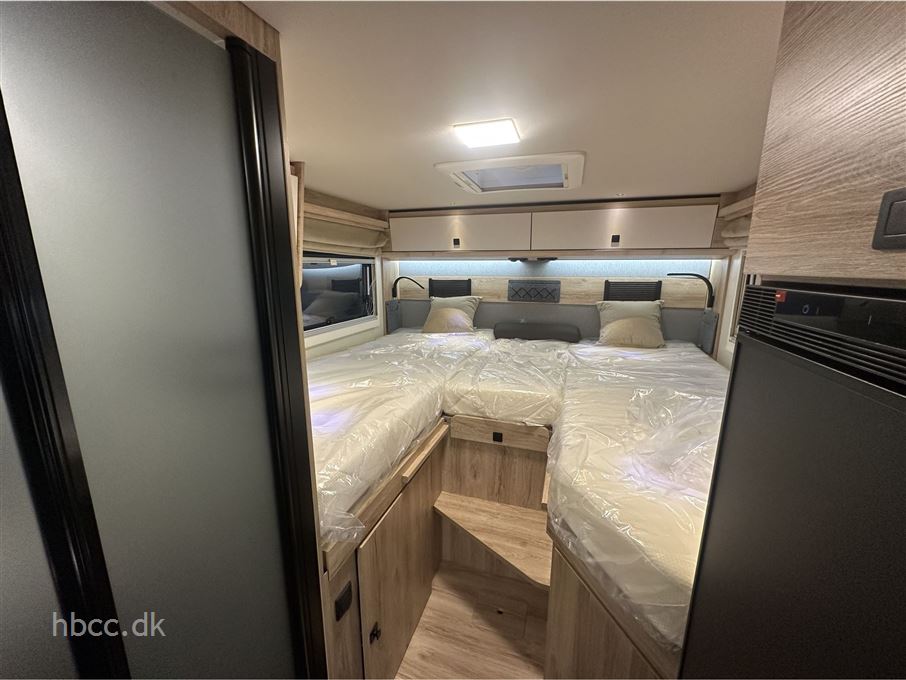 Euramobil Xtura 686 EF