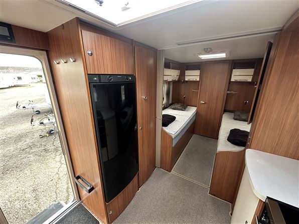 Adria Alpina 613 UT