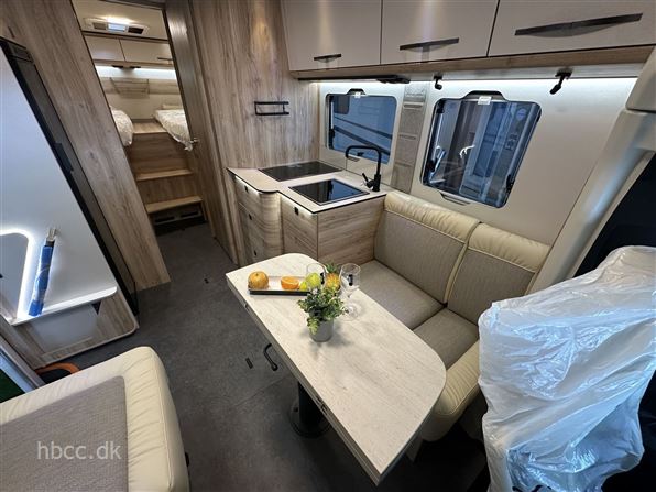 Euramobil Profila T726 EF