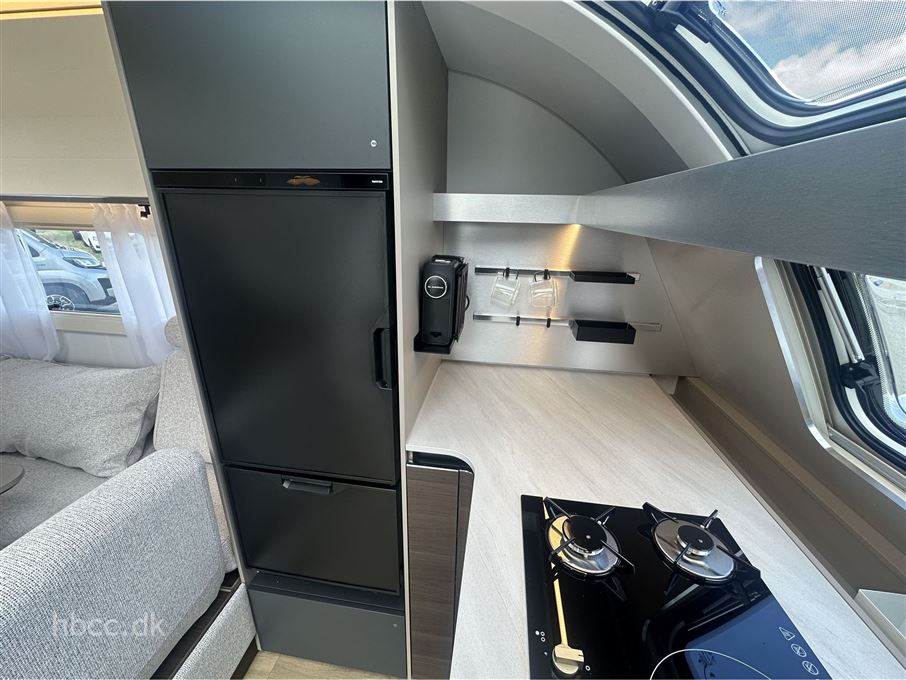 Adria Alpina 663 HT Twin