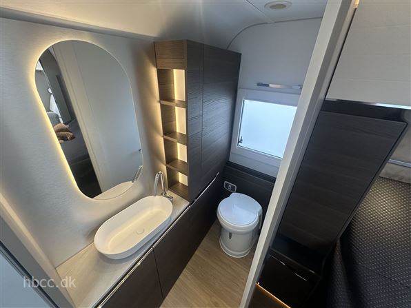 Adria Alpina 663 HT Twin