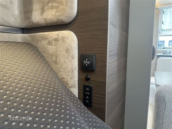 Adria Alpina 663 HT Twin