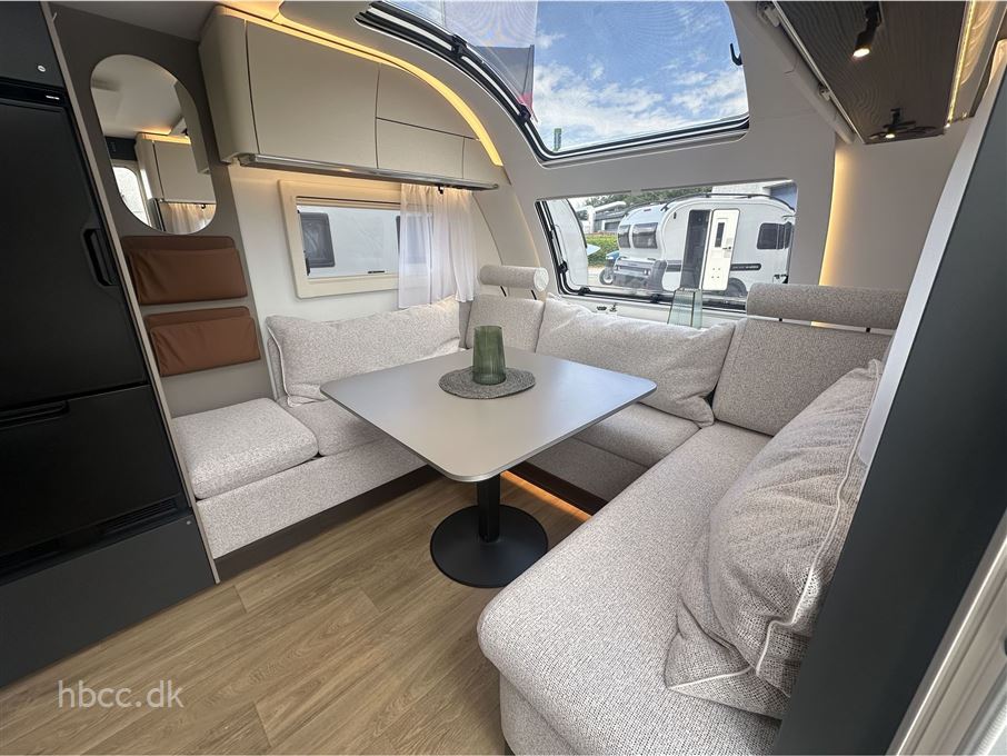Adria Alpina 583 UL
