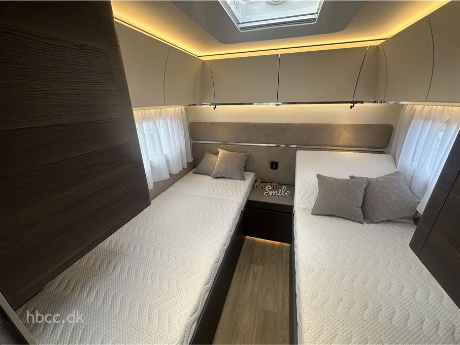 Adria Alpina 583 UL