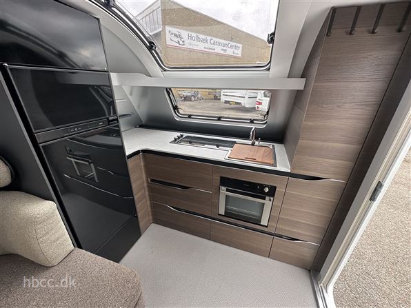 Adria Alpina 663 HT Twin