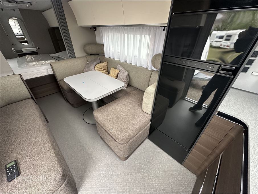 Adria Alpina 663 HT Twin