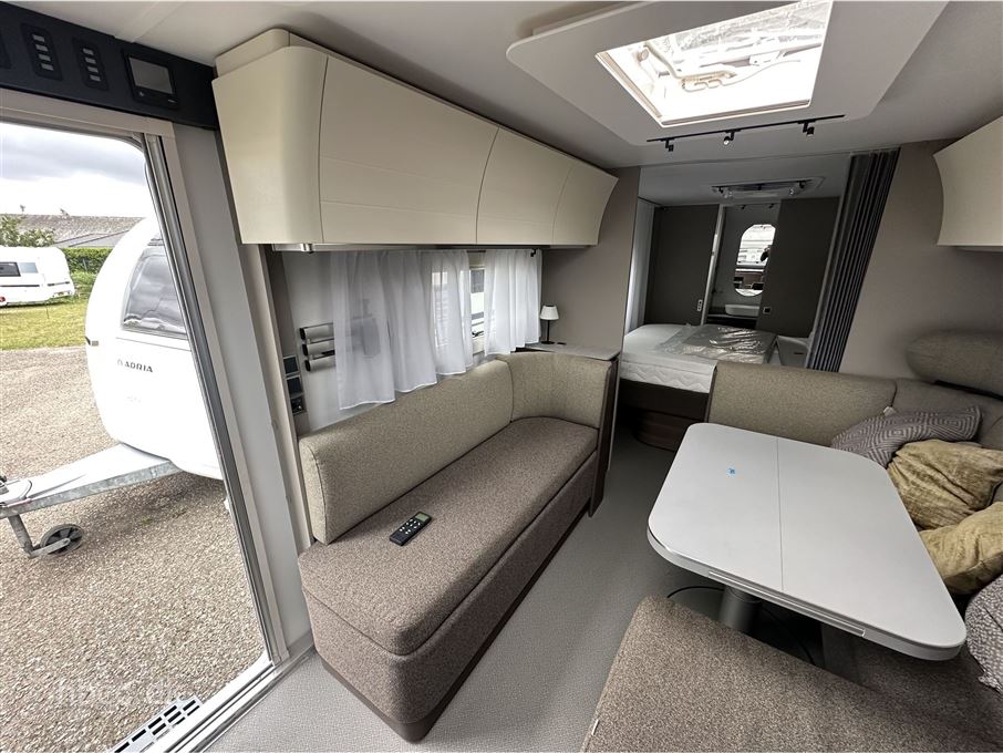 Adria Alpina 663 HT Twin
