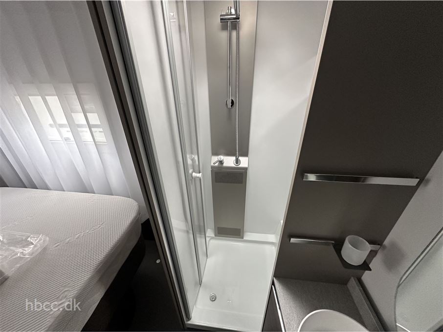 Adria Alpina 663 HT Twin