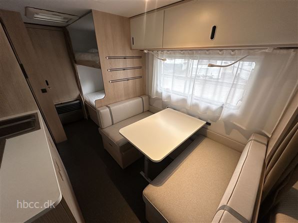 Adria Aviva 522 PT 2 køjer