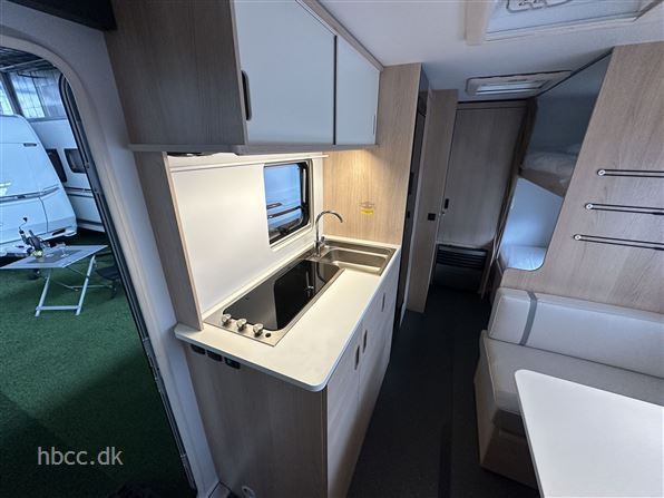 Adria Aviva 522 PT 2 køjer