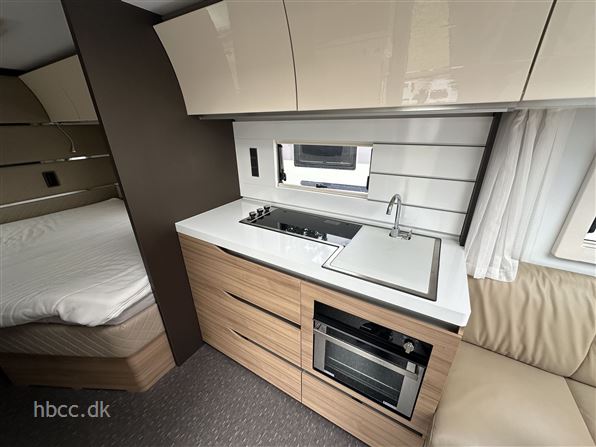 Adria Alpina 763 UK