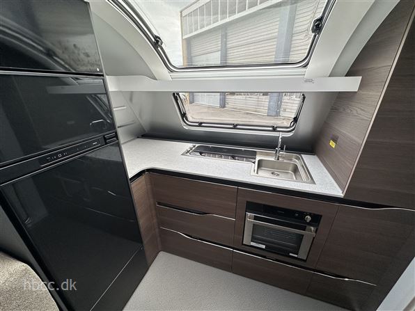 Adria Alpina 663 HT