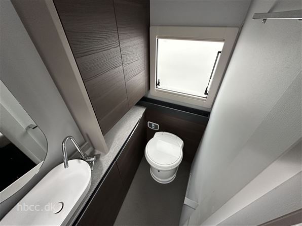 Adria Alpina 663 HT