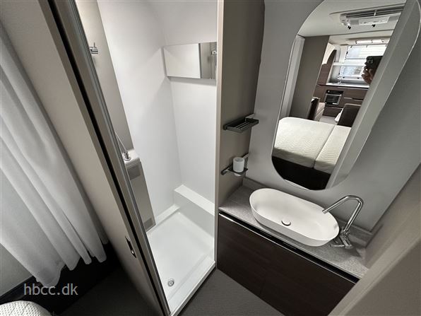 Adria Alpina 663 HT