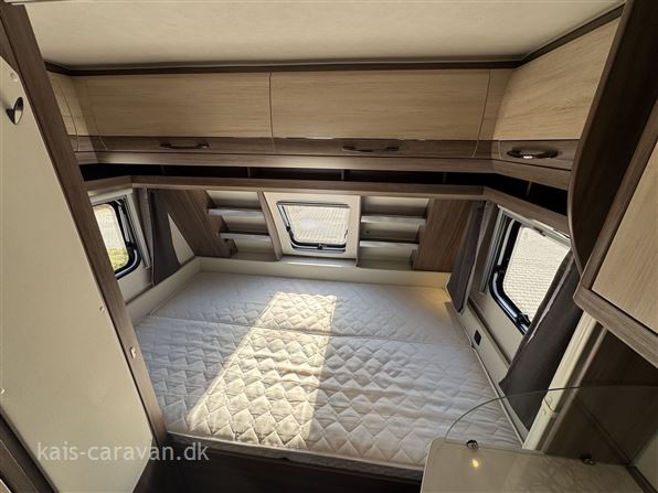 Hobby De Luxe 440 SF 30EG