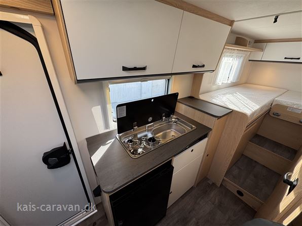 SunLight VAN V66 Adventure