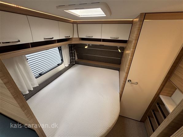 Dethleffs Camper 730
